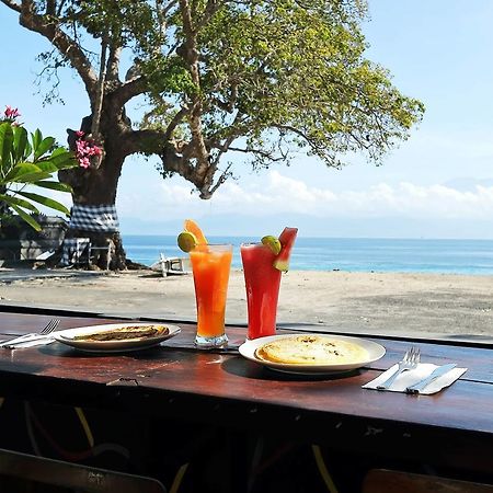 Maemae Beach House Hotel Nusa Penida Exterior photo